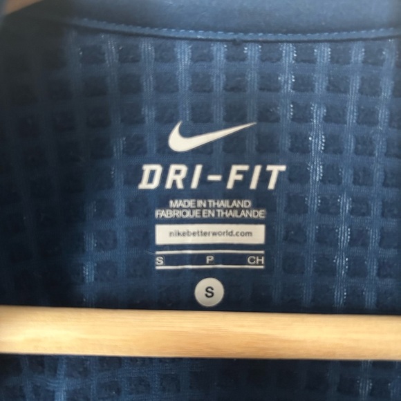 Nike Element Blue Running Jacket - Picture 10 of 12